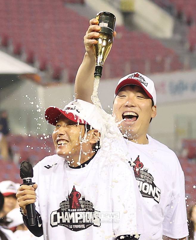 ▲ 김현수 염경엽 감독 ⓒ곽혜미 기자