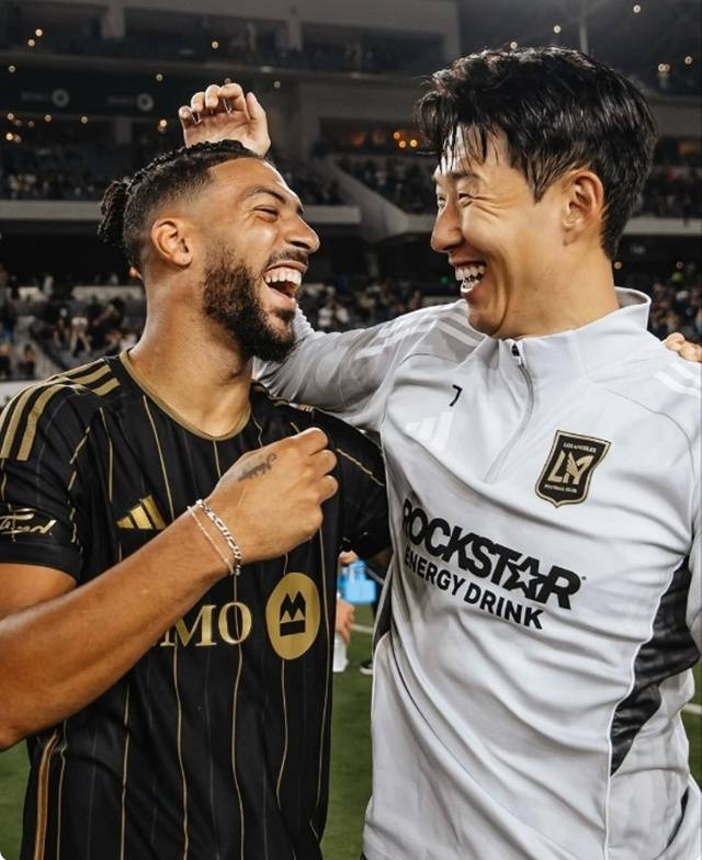 드니 부앙가와 손흥민(오른쪽). /사진=LAFC SNS