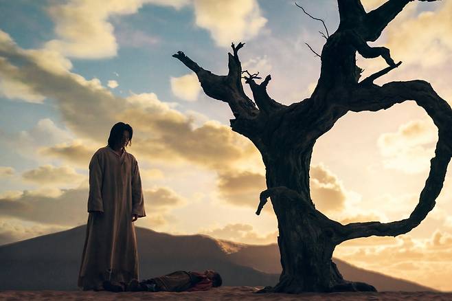 Genie, Make A Wish

Kim Woo-bin as Iblis in Genie, Make A Wish

Cr. jisun park/ Netflix ⓒ 2025