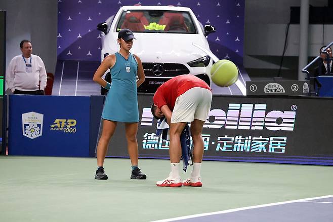 이 포즈가 경기 내내 수도 없이 나왔다