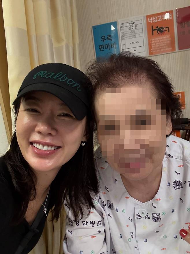 안선영(왼쪽)이 모친 근황을 알렸다. 사진 출처=안선영 계정