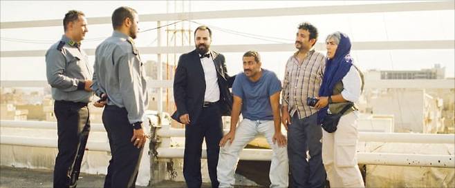 이란의 정치적 현실을 실감 나게 그린 영화 ‘그저 사고였을 뿐’의 한 장면.  /그린나래미디어 제공