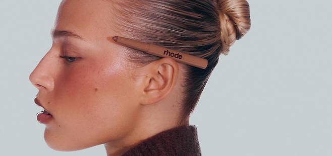 유명 모델 헤일리 비버의 뷰티 브랜드 ‘로드’가 올해 5월 미국 화장품기업 엘프뷰티에 10억달러에 매각돼 화제가 됐다. 사진은 로드의 홈페이지 이미지 <로드>