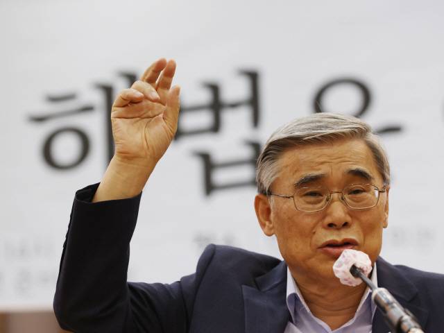 노무현 정부 시절 통일부 장관을 거쳐 이재명 정부에서 다시 국정원장으로 임명된 이종석 원장. 연합뉴스