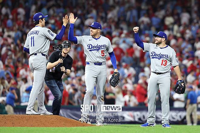 ▲ 사사키는 포스트시즌에서 임시 불펜 투수로 투입된 뒤 인상적인 활약을 이어 가고 있다