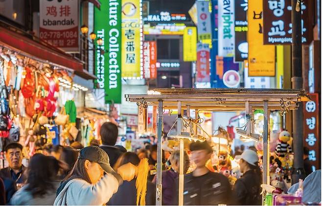 노점상의 자리는 생존의 다른 말이다. [사진 | 뉴시스]&nbsp;