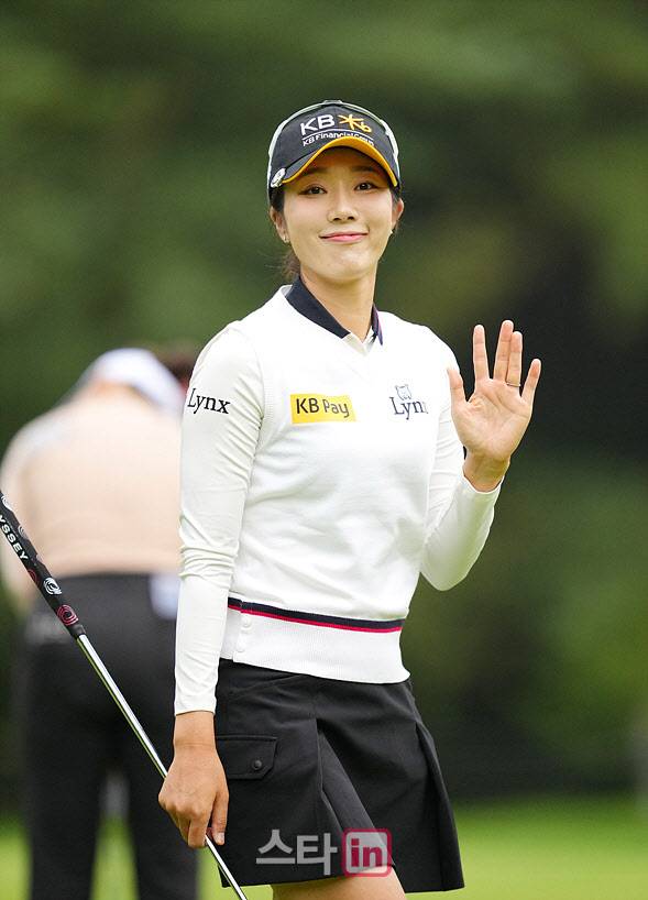 투어 16년 차 안송이가 10일부터 경기도 용인시 88컨트리클럽에서 열리는 KLPGA 투어 놀부 화미 마스터스에서 최다 예선 통과 신기록에 도전한다. (사진=이데일리DB)