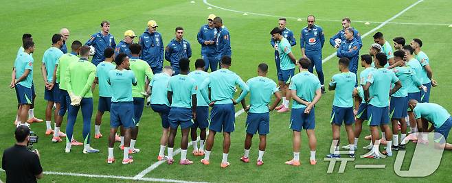 브라질 남자 축구 국가대표팀이 대한민국과의 A매치 평가전을 하루 앞둔 9일 오후 서울 마포구 월드컵경기장에서 훈련을 하고 있다. 2025.10.9/뉴스1 ⓒ News1 안은나 기자