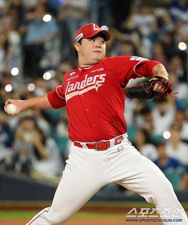 11일 대구 라이온즈파크에서 열린 삼성 라이온즈와 SSG 랜더스의 경기. 이로운이 역투하고 있다. 대구=박재만 기자 pjm@sportschosun.com/2025.09.11/