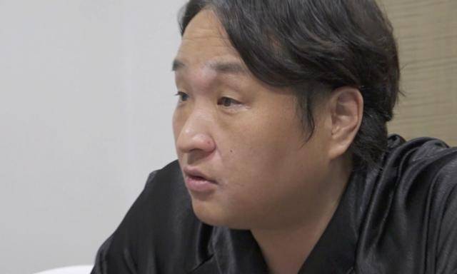 배우 구성환이 난치성 질환인 백반증을 앓고 있음을 고백한 가운데, 그간 털어놓지 못한 고충을 토로한다. MBC 제공