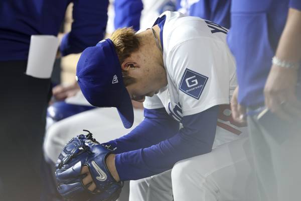 야마모토는 4이닝 3실점으로 부진했다. 사진= EPA= 연합뉴스 제공