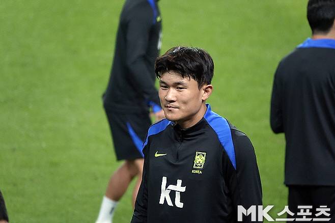 10월 7일 대표팀 합류 후 모든 훈련을 정상적으로 소화하고 있는 김민재. 사진=이근승 기자