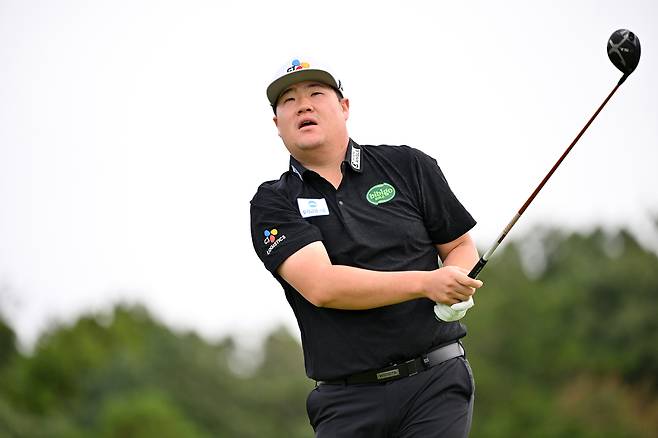 임성재가 9일 일본 요코하마CC에서 열린 PGA 투어 베이커런트 클래식 1라운드 도중 12번 홀에서 티샷을 하고 있다. 게티이미지코리아