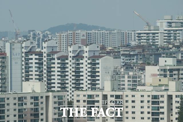 서울 정비사업의 평(3.3㎡)당 공사비 1000만원 시대가 열리면서 분양가 상승을 부추기고 있다. /박헌우 기자