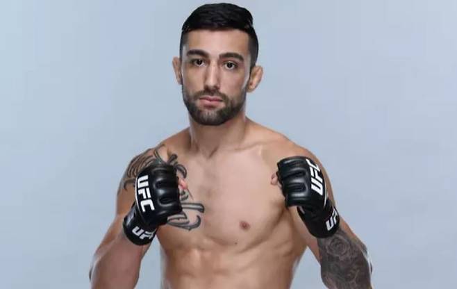 수만 모크타리안. 사진=스포츠 바이블