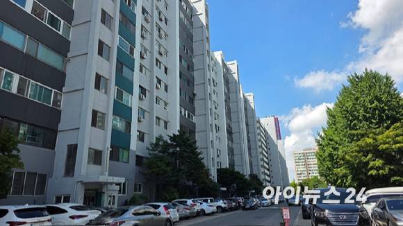 2일 서울 영등포구 여의도 대교아파트 단지 전경.