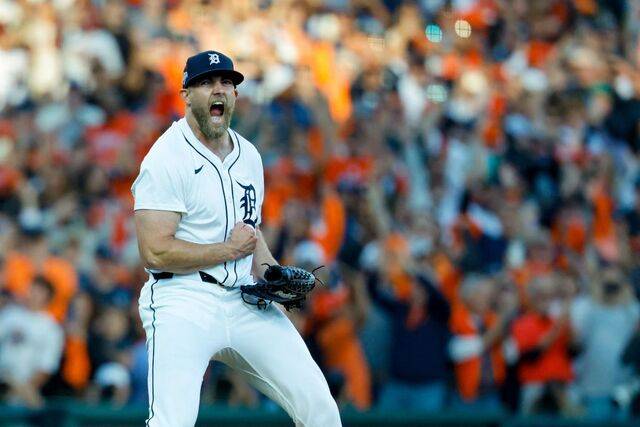 디트로이트 타이거스의 마무리 투수 윌 베스트가 9일(한국시간) 미국 미시간주 디트로이트의 코메리카 파크에서 열린 시애틀 매리너스와의 2025 미국 메이저리그(MLB) 아메리칸리그 디비전시리즈 4차전에서 팀 승리를 지켜낸 뒤 포효하고 있다. AFP연합뉴스