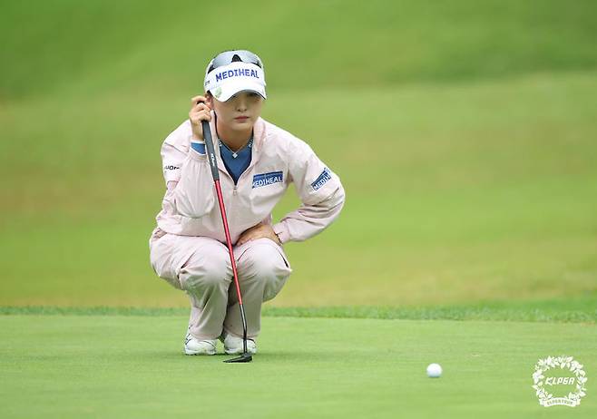 [서울=뉴시스] 이예원, 한국여자프로골프(KLPGA) 투어 놀부·화미 마스터즈 첫날 공동 1위. (사진=KLPGA 제공) *재판매 및 DB 금지