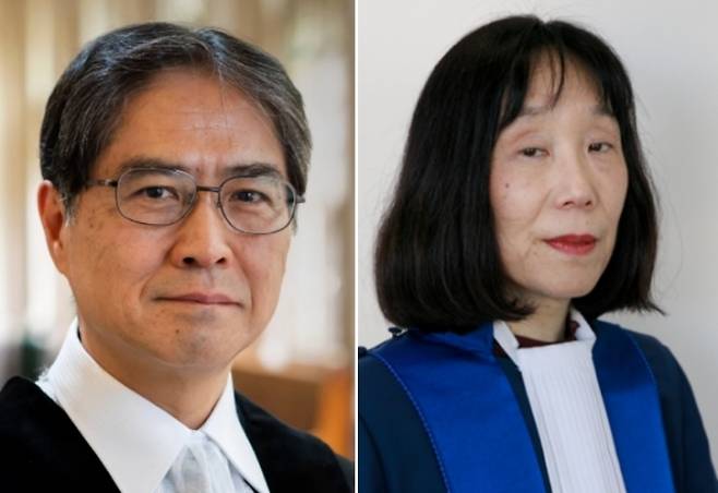 왼쪽부터 이와사와 유지 국제사법재판소 소장, 아카네 도모코 국제형사재판소 소장