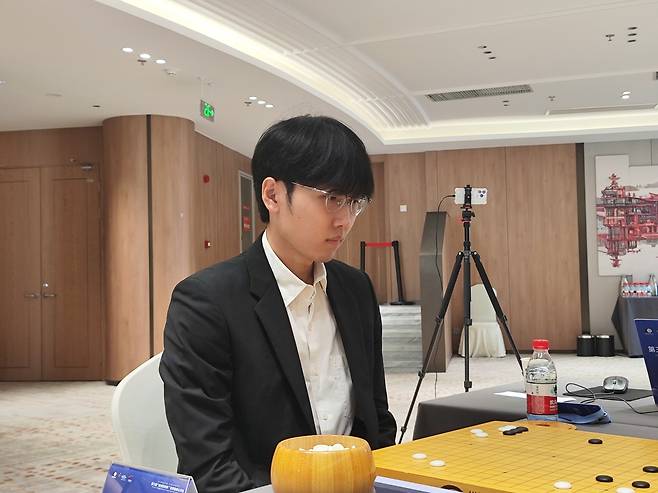 란커배 2연속 우승에 도전하는 신진서 9단. (한국기원 제공)