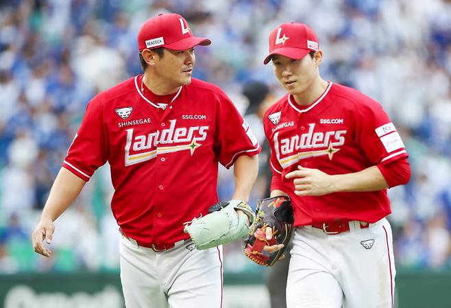 5회 초 등판해 2와 3분의 1이닝을 잘 막아낸 노경은. 사진=SSG 랜더스