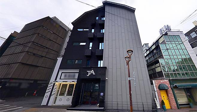 태진아 건물 (네이버부동산)