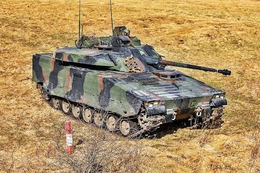 CV90 장갑차