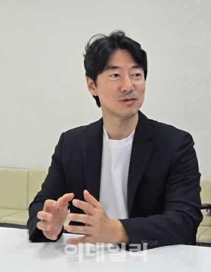 양준모 디지털광고협회장이 지난 10일 서울 강남 협회 사무실에서 이데일리와 인터뷰를 하고 있다(사진=한국디지털광고협회)