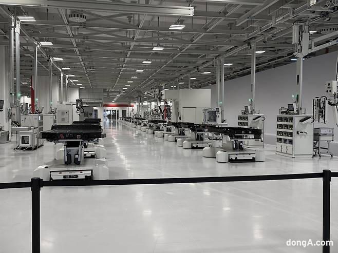 페라리 핵심 차량 제작기지 E빌딩 내부.