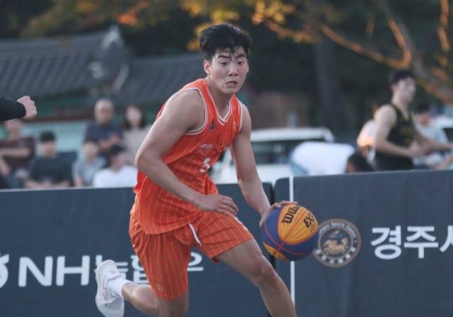 백승혁은 동국대 입학 후 서울 캠퍼스에서 경주 캠퍼스로 향했다. 잦은 부상으로 출전 기회를 잃었고 이로 인해 좌절감을 느꼈다. 이때 송태영 감독이 손을 내밀었고 그렇게 대학 선수로서의 생활을 이어갈 수 있었다. 사진=KXO 제공