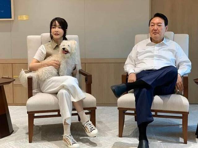 페이스북 ‘건희사랑’ 갈무리