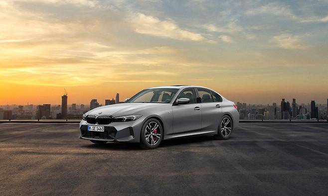 BMW 3시리즈 출시 50주년 기념 한정판 세단 / 출처=BMW 코리아