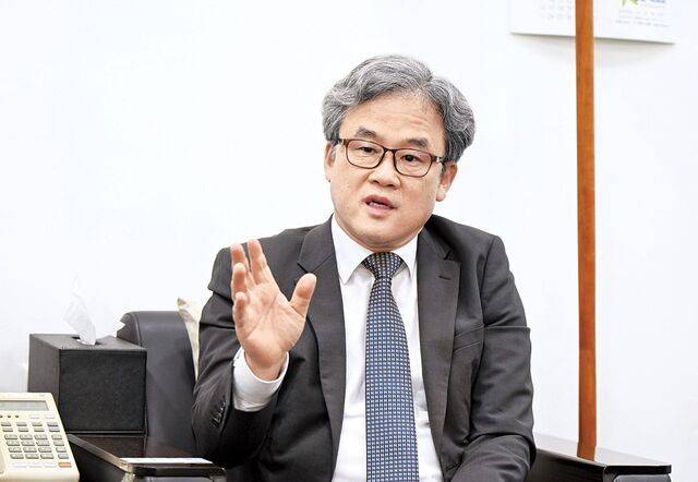 김성복 기감 서울연회 감독이 최근 서울 성동구 꽃재교회에서 선교 140주년을 맞아 개최하는 대기도회의 취지를 설명하고 있다. 신석현 포토그래퍼