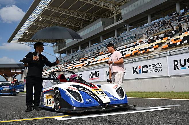 일요일, 스프린트 레이스에도 나선 신가원. 사진: 김학수 기자