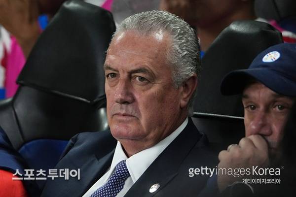 구스타보 알파로 감독 / 사진=Gettyimages 제공