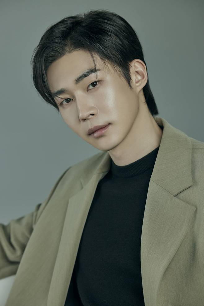 배우 무진성/사진제공=에일리컴퍼니