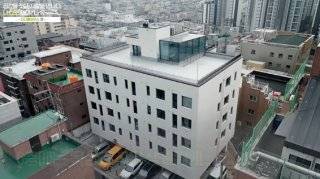 서울 은평구에 있는 한국토지주택공사(LH)의 매입임대주택 ‘다다름하우스’. 발달장애인과 자립 준비 청년 등이 거주하고 있다. 유튜브 채널 LH 캡처