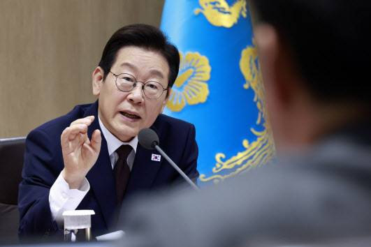 이재명 대통령이 14일 서울 용산 대통령실 청사에서 열린 국무회의에서 발언하고 있다. (사진=연합뉴스)