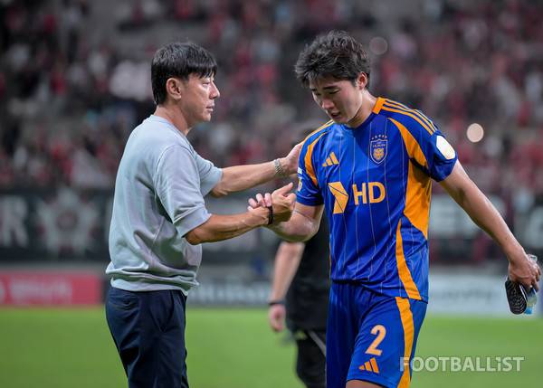 신태용 감독(왼쪽), 조현택(오른쪽, 울산HD). 서형권 기자