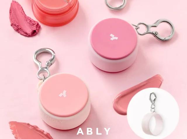 토니모리 '치크톤 립앤치크 듀오밤 키링'. 사진 제공=에이블리뷰티