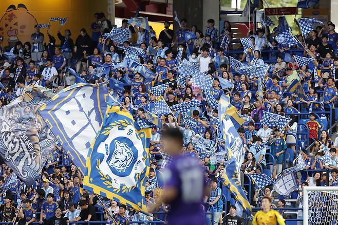 울산 HD는 18일 오후 2시 문수축구경기장에서 광주FC와 K리그 마지막 정규 경기를 치른다. 울산 HD 제공