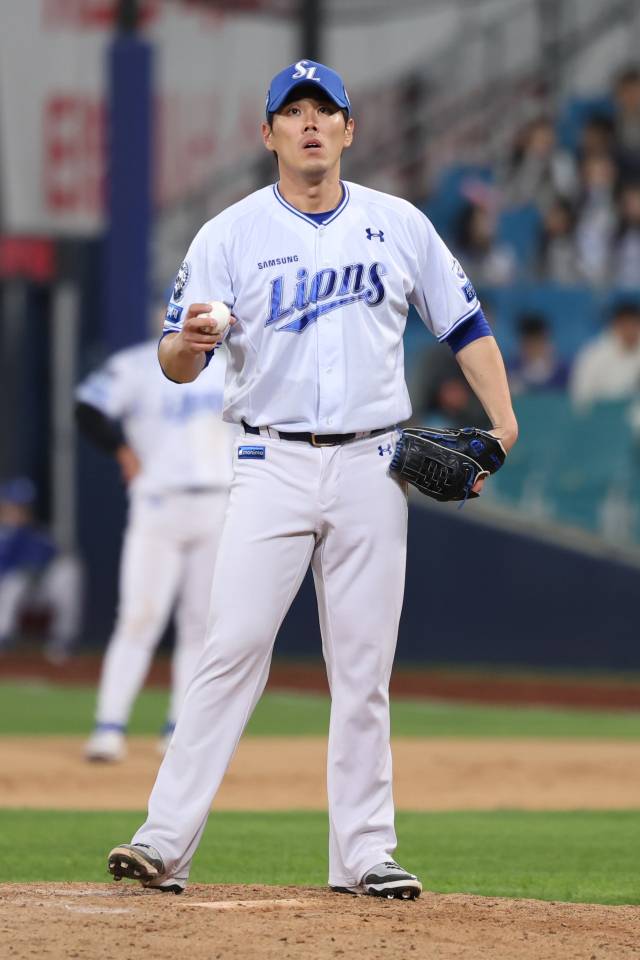 삼성 라이온즈의 김재윤. 삼성 제공