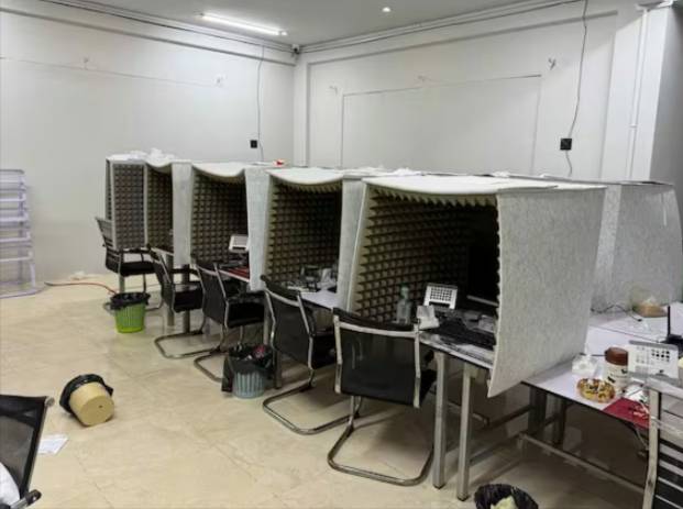 캄보디아 검찰에 의해 기소된 20대 한국인 대학생 살해 혐의 중국인들이 범죄 행각을 벌였던 사무실의 모습. 캄보디아 정보부 홈페이지 캡처