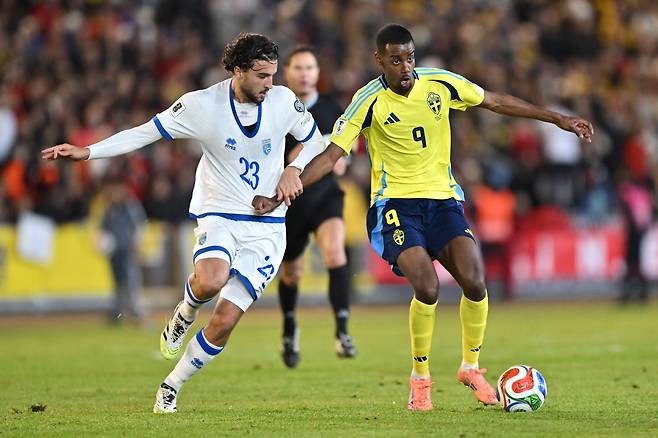 알렉산더 이삭은 2026년 북중미월드컵 예선에서 아직 1골도 넣지 못하고 있다. AP연합뉴스