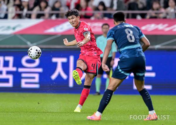 김민재(왼쪽). 서형권 기자