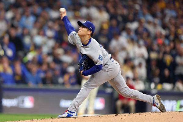 야마모토는 이날 완투했다. 사진= Getty Images/AFP= 연합뉴스 제공