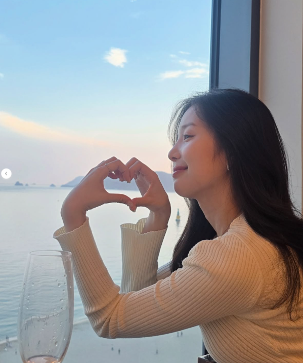 에이프릴 출신 배우 윤채경./윤채경 소셜미디어