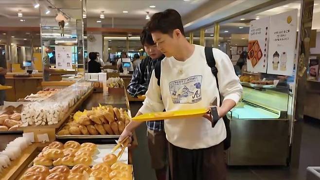 [서울=뉴시스] MBN·채널S '전현무계획3'가 17일 오후 9시10분 첫 방송된다. (사진=MBN·채널S '전현무계획3' 제공) 2025.10.16. photo@newsis.com *재판매 및 DB 금지