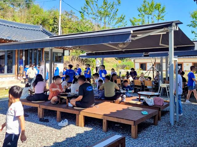 경남 창녕군 산토끼밥상. 경남 창녕군