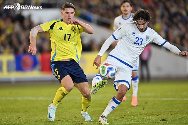 스웨덴 공격수 빅토르 요케레스(왼쪽). /AFPBBNews=뉴스1